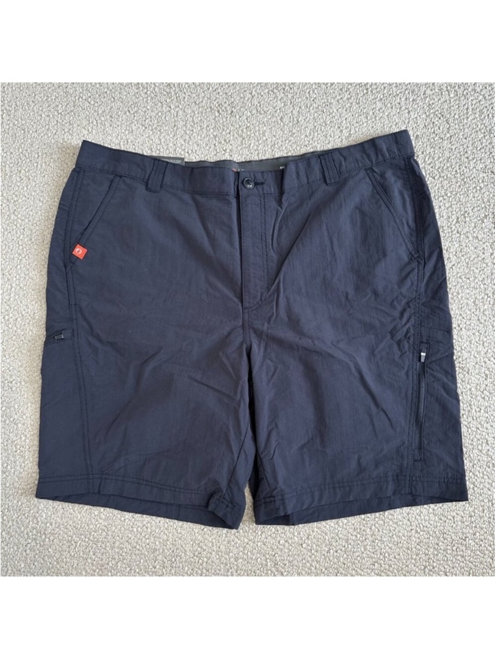 The American Outdoorsman Hiking Shorts 2XL Phantom‎